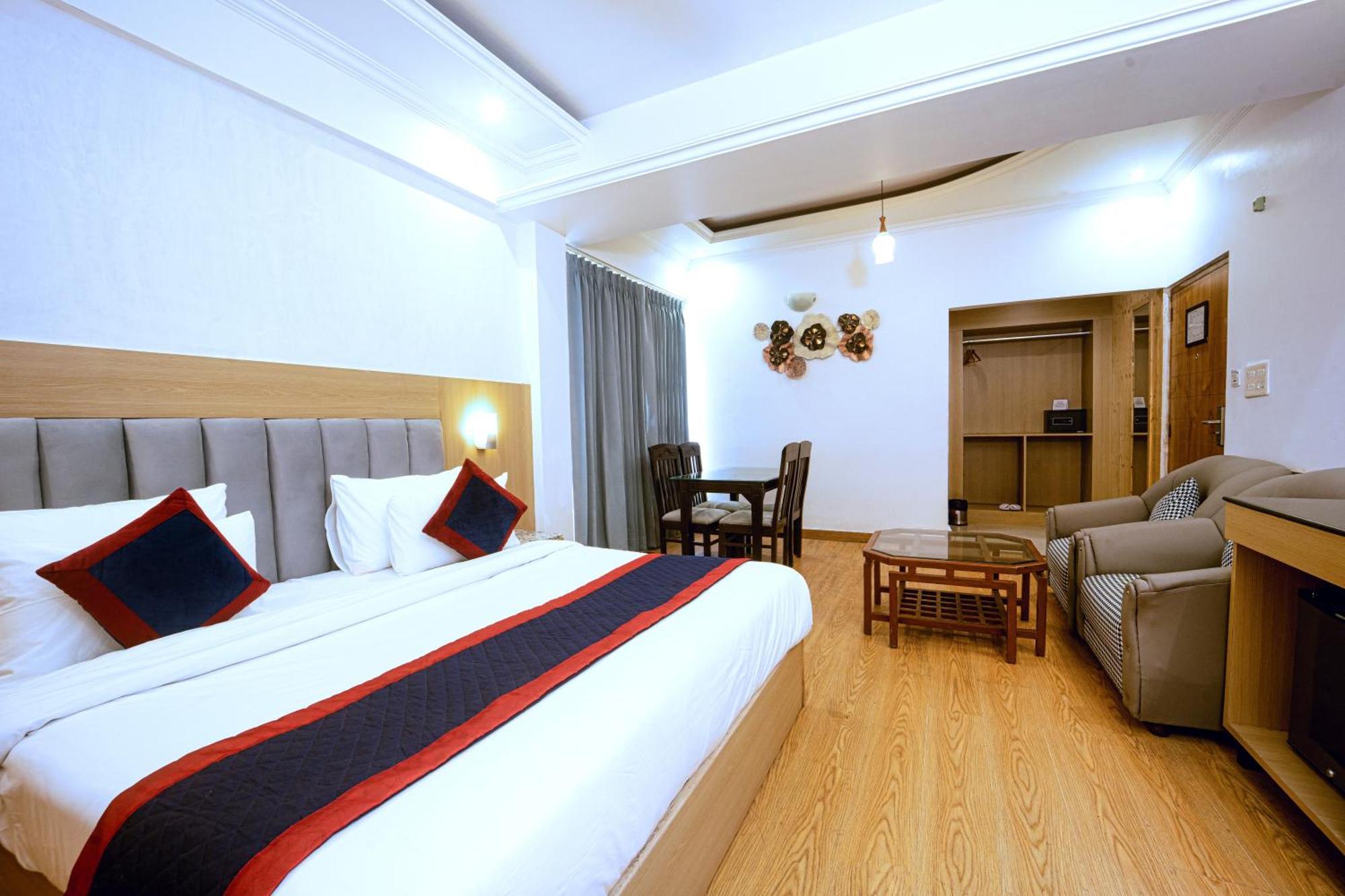 Hotel Grand Legacy Beacon, Dehradun Exterior foto