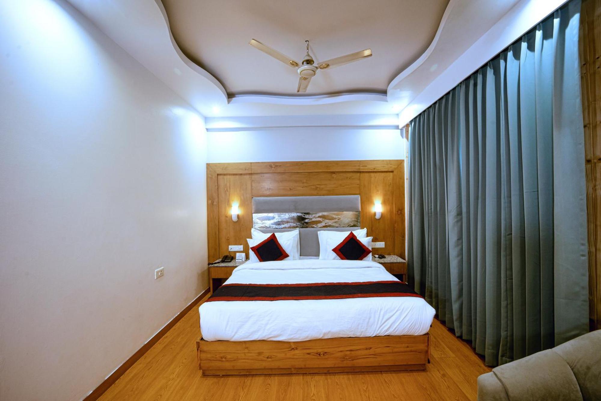 Hotel Grand Legacy Beacon, Dehradun Exterior foto