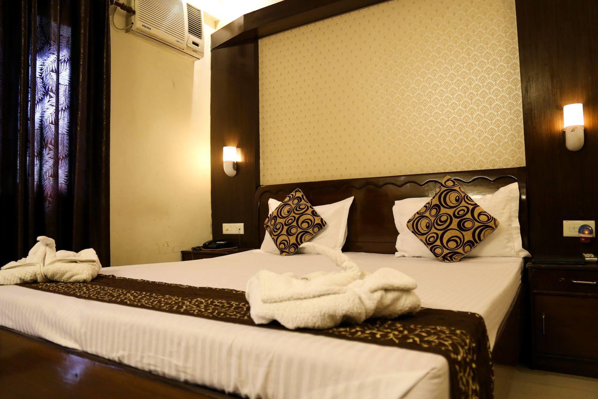 Hotel Grand Legacy Beacon, Dehradun Exterior foto